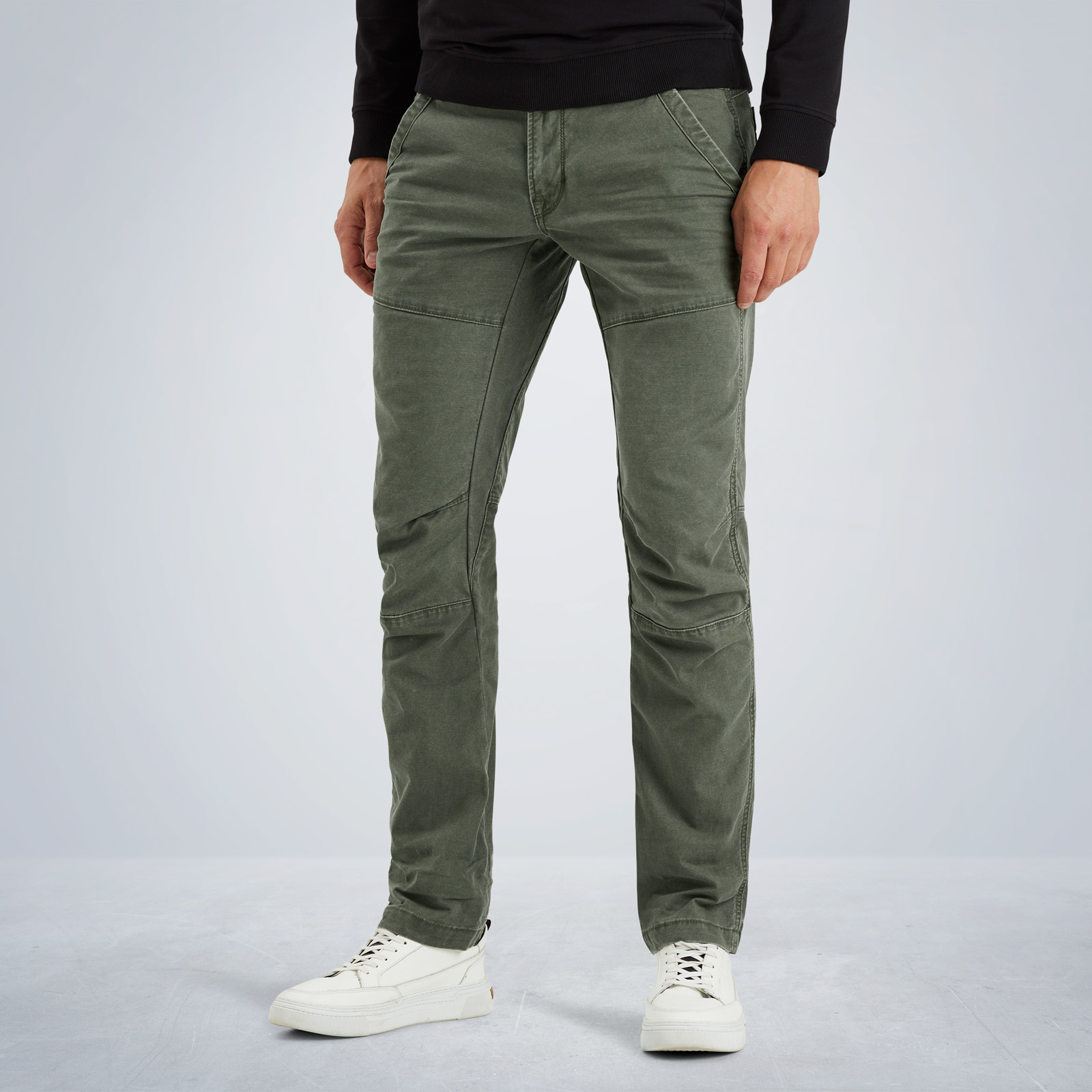Wrangler Texas Stretch Jeans Straight Fit in Grey | JEANS.CH