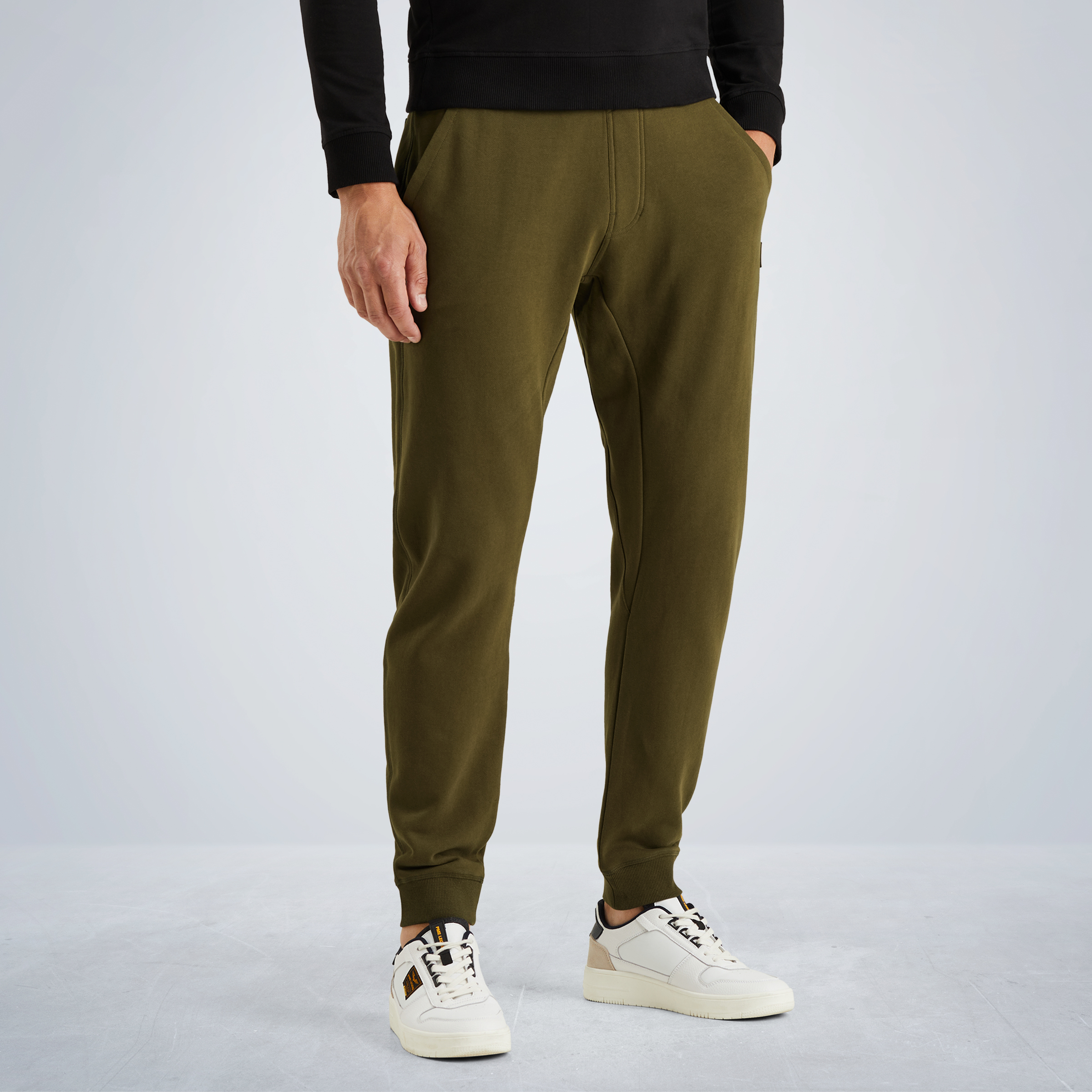 PME LEGEND | Skyglizer sweatpants | Free shipping and returns